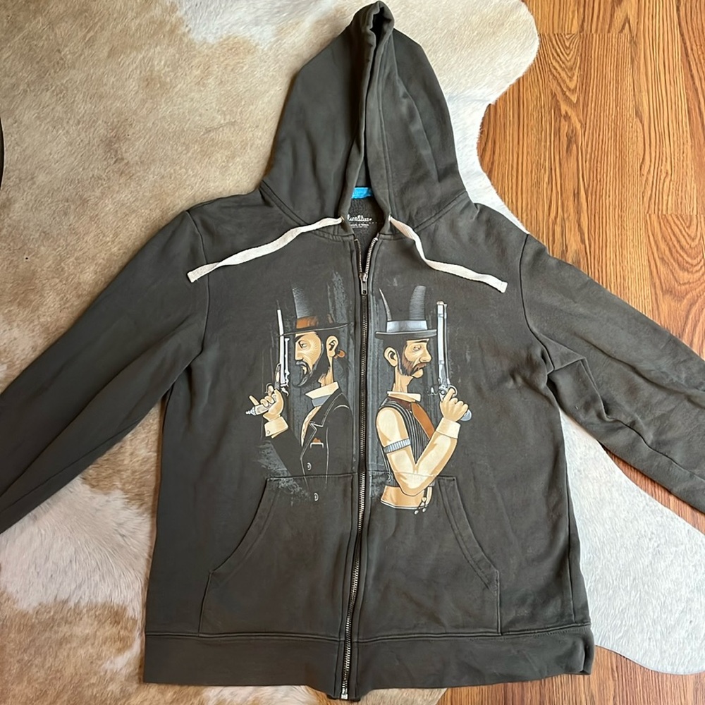 Threadless zipup hoodie (Leon Ryan)